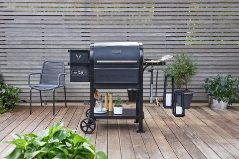 Vermont Castings Woodland™ 750 Sq. In. Pellet Grill